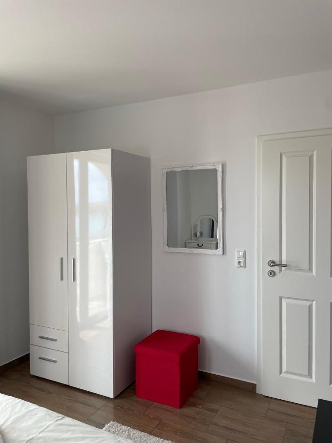Apartments Rafaela Barbat na Rabu Екстер'єр фото