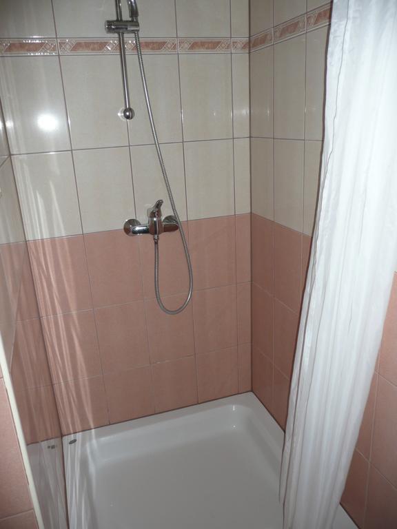 Apartments Rafaela Barbat na Rabu Екстер'єр фото